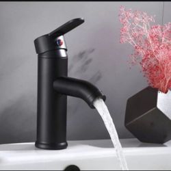 BATHROOM FAUCET