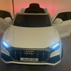 Kids AUDI Q7 Electric Car