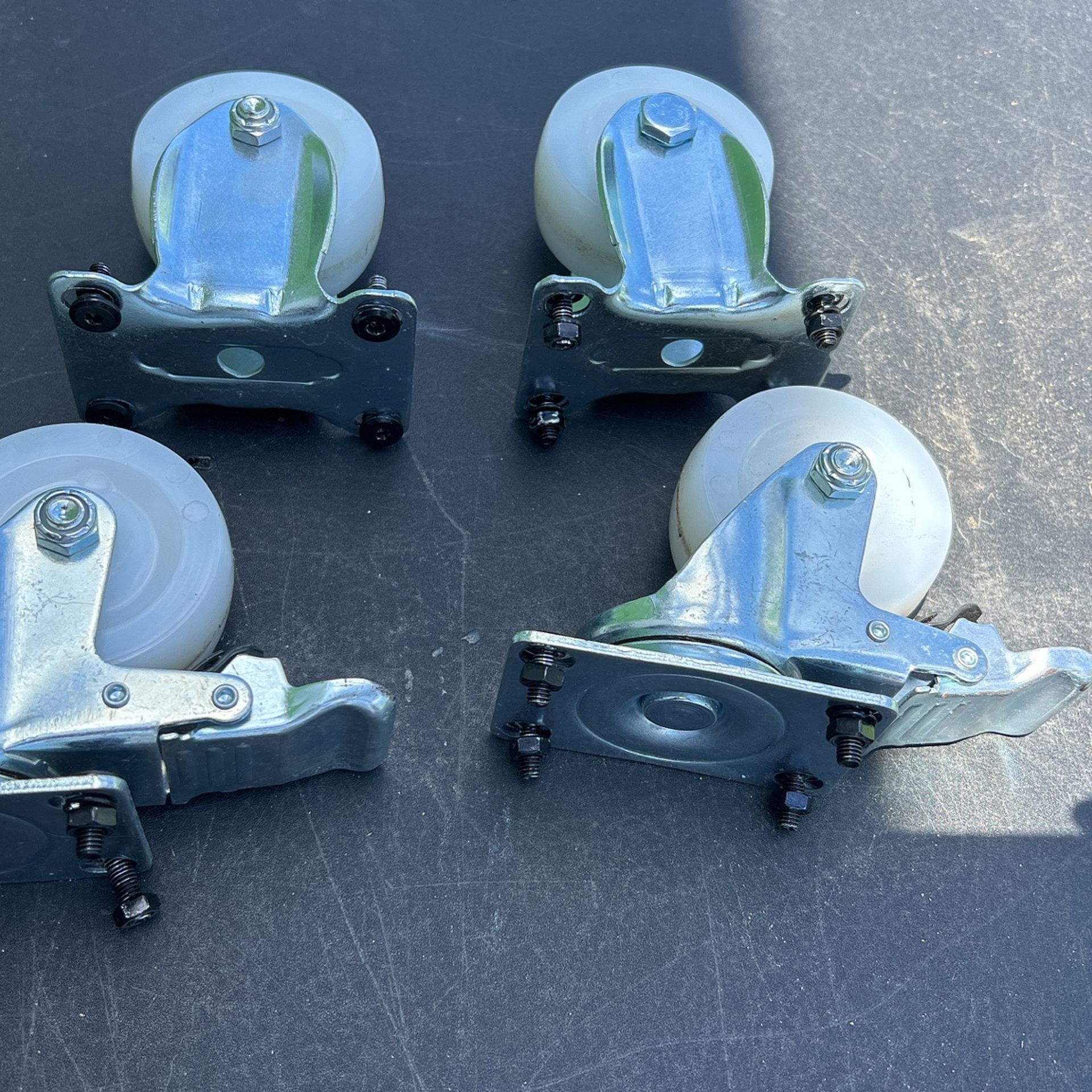 Heavy Duty Casters Set (4)