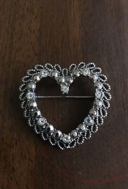 Custom Jewelry Heart Brooch