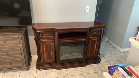 Tv Stand/Electric Fireplace