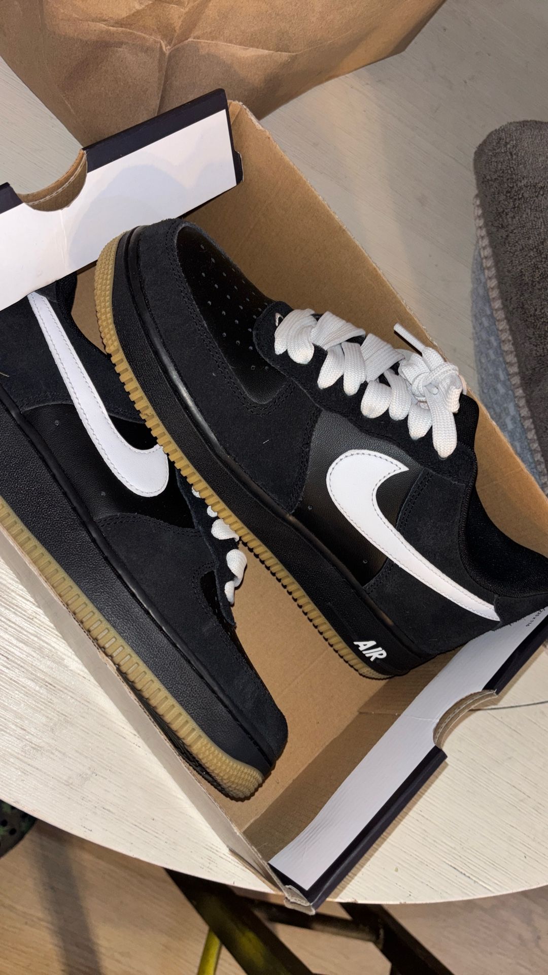 Air Force 1 Black And White Size 9 Men