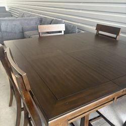 9 Pieces Dining Table 