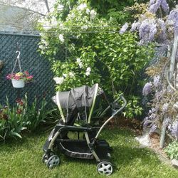 Graco Sit and Stand Double Stroller 