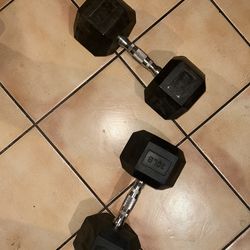 30 pound dumbbell