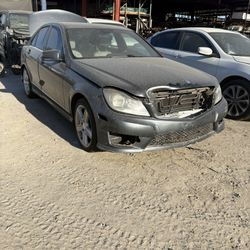 Auto Parts 2013 Mercedes C-250