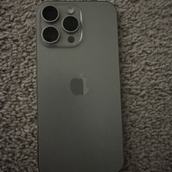 iPhone 15 Pro Max