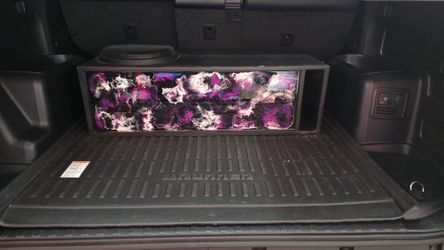 Sundown Sa classic 12 dual 2ohm with Audio Arte custom box.