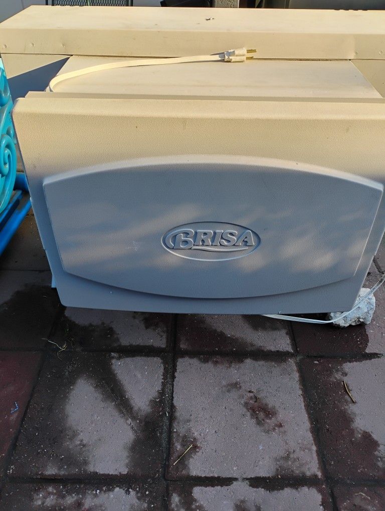 Brisa Swamp Cooler
