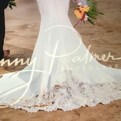 Essence Of Australia Wedding Dress
