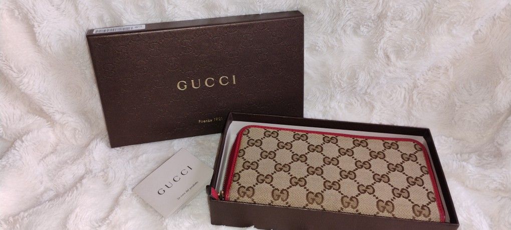 Gucci GG Monogram Canvas Red Zipper Wallet