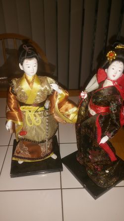 Unique Chinese porcelain dolls