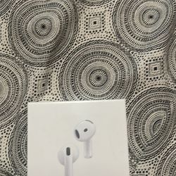 AirPods 4