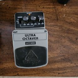 Beringer Octave Pedal