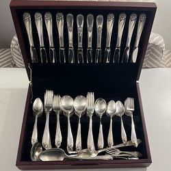 1847 Roger’s bro silverware set
