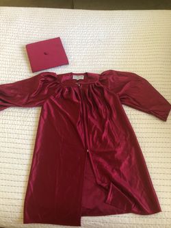 Kids graduation gown and hat