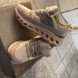 Tenis De Mujer Size 7.5 