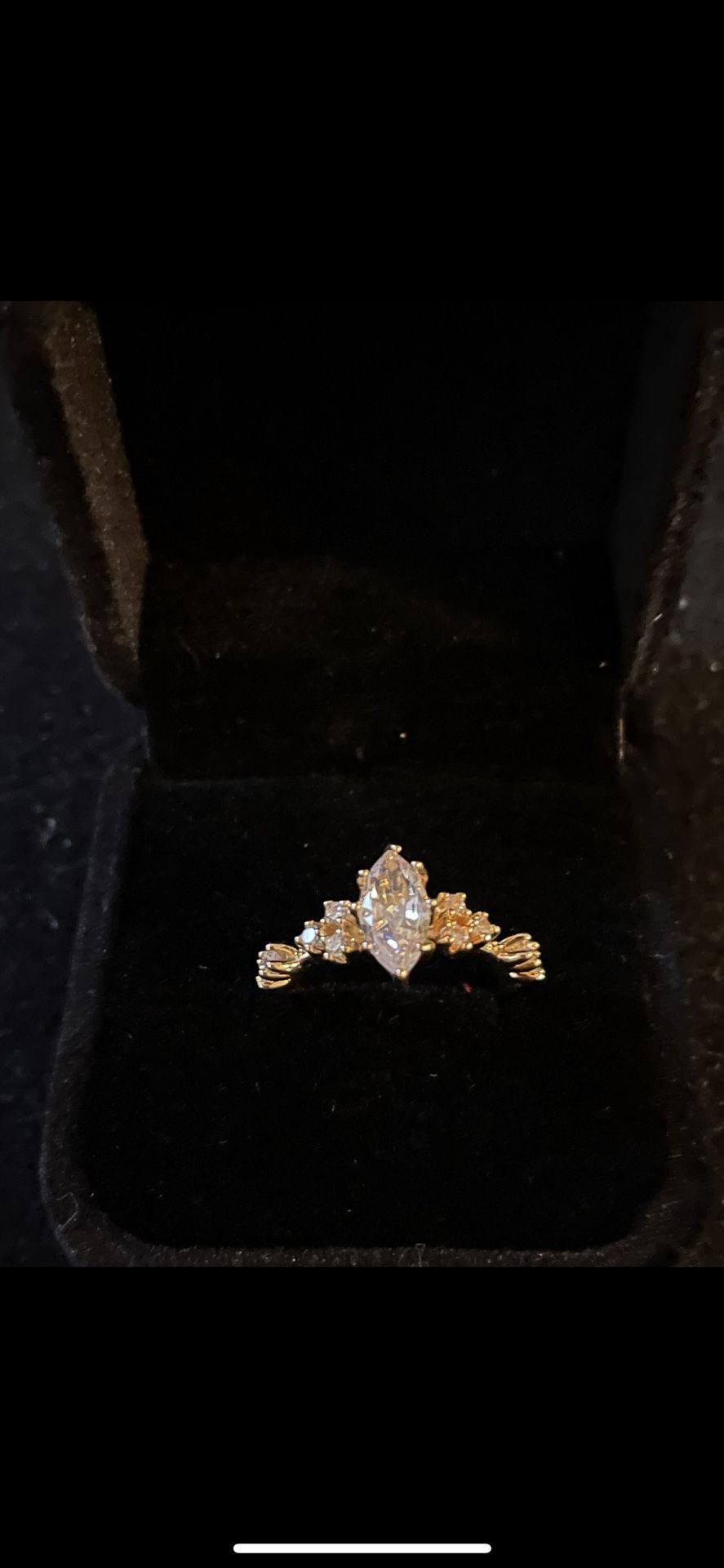Exquisite Engagement Ring Size 6