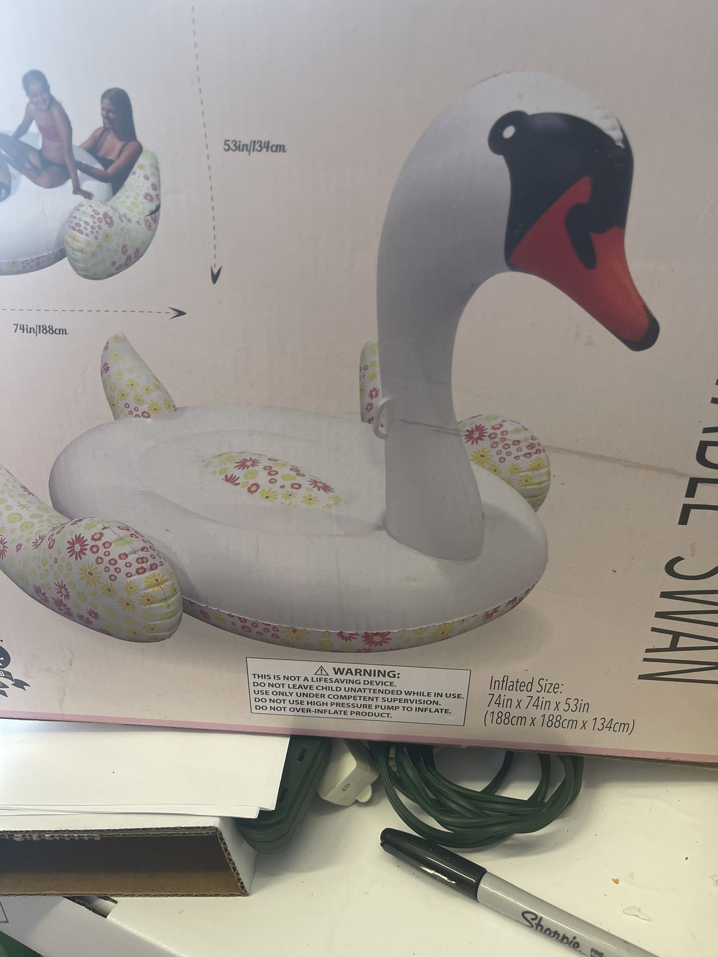 Inflatable Pool Swan