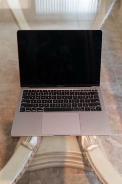 MacBook Air M1 - Space Gray (512gb ssd)