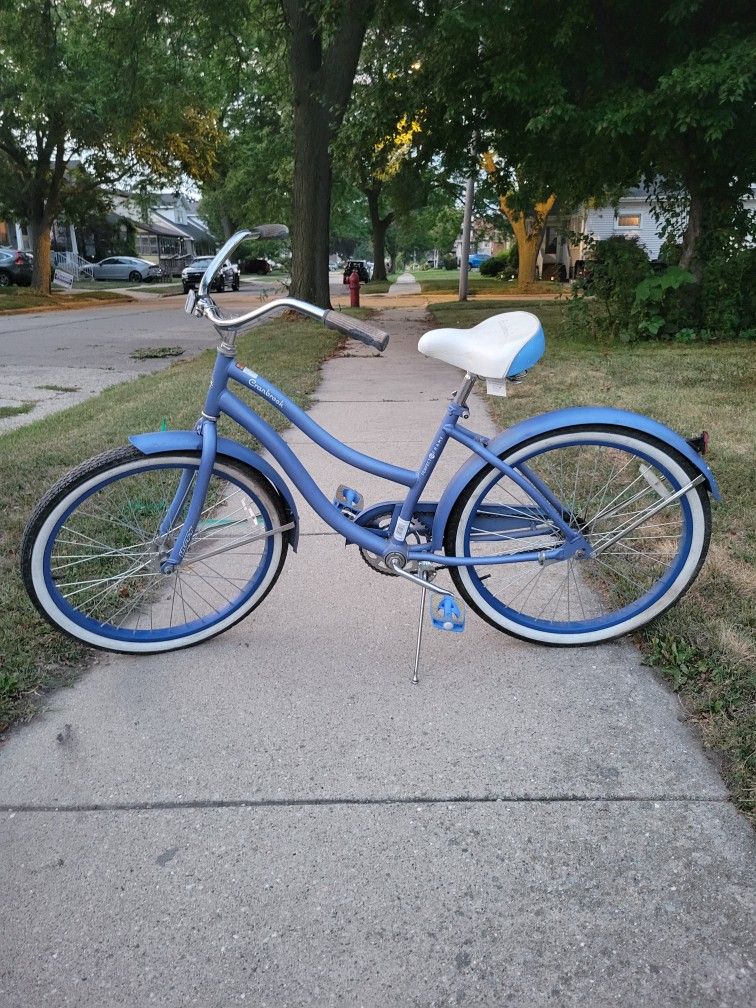24" HUFFY CRANBROOK CRUISER BIKE