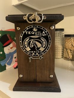 Tequila decanter And shot Glasses