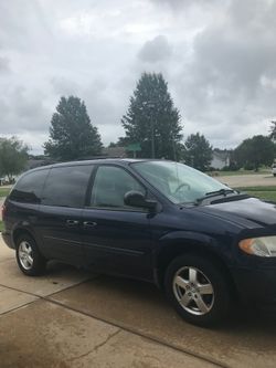 2005 Dodge Caravan