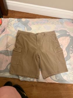 Men's Khaki Cargo Shorts