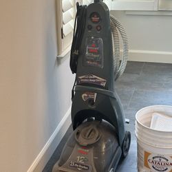 Bissell Carpet Cleaner 