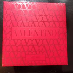 Valentino Womean Perfume  $100