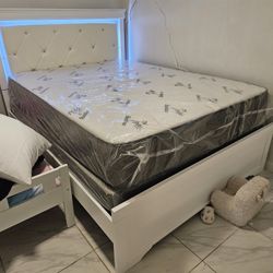 Colchón y box spring tamaño queen a solo $149 – Precio especial de oferta