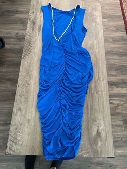 Women’s dress size L
