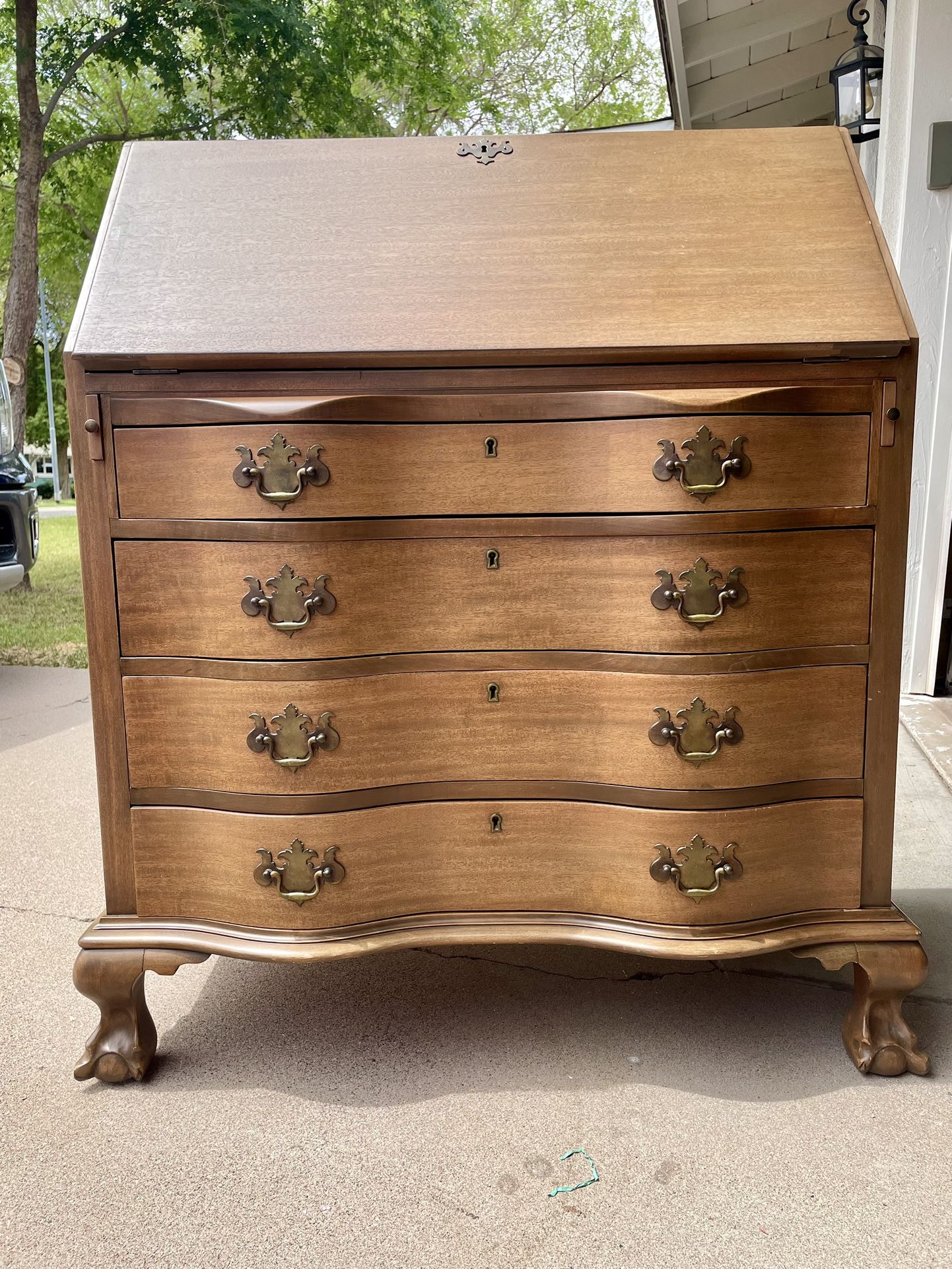 Antique Governor Winthrop Drop Front Clawfoot Desk