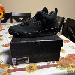 JORDAN 4 BLACK CAT SIZE 12 