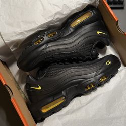 BRAND NEW NIKE X CORTEIZ HONEY BLACK SIZE 10.5