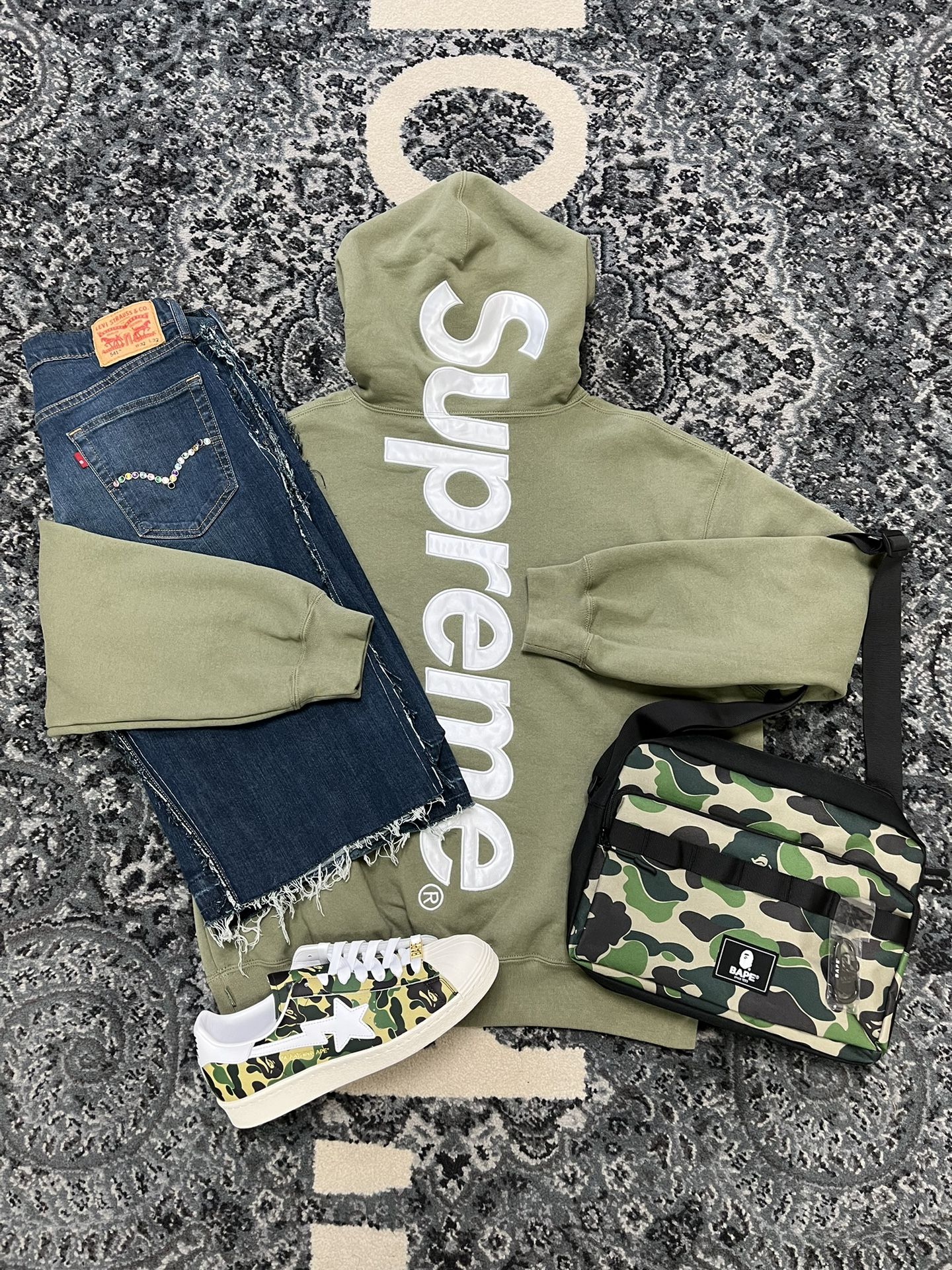 Supreme Bathing Ape Bape Size M