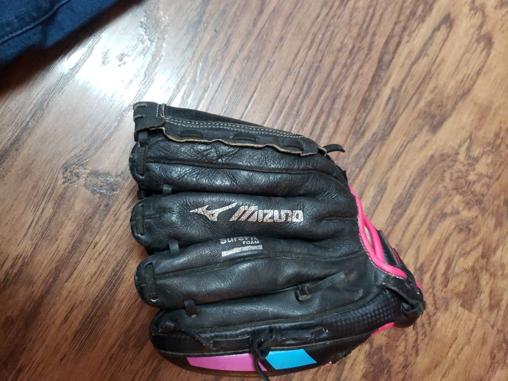Mizuno FINCH Softball 10inches