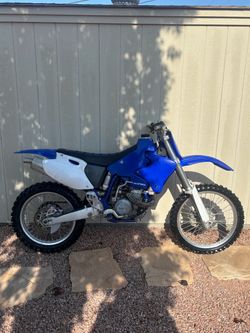 2001 wr426 Yamaha dirt bike