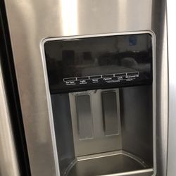 Whirlpool- Side-by-side Refrigerator 