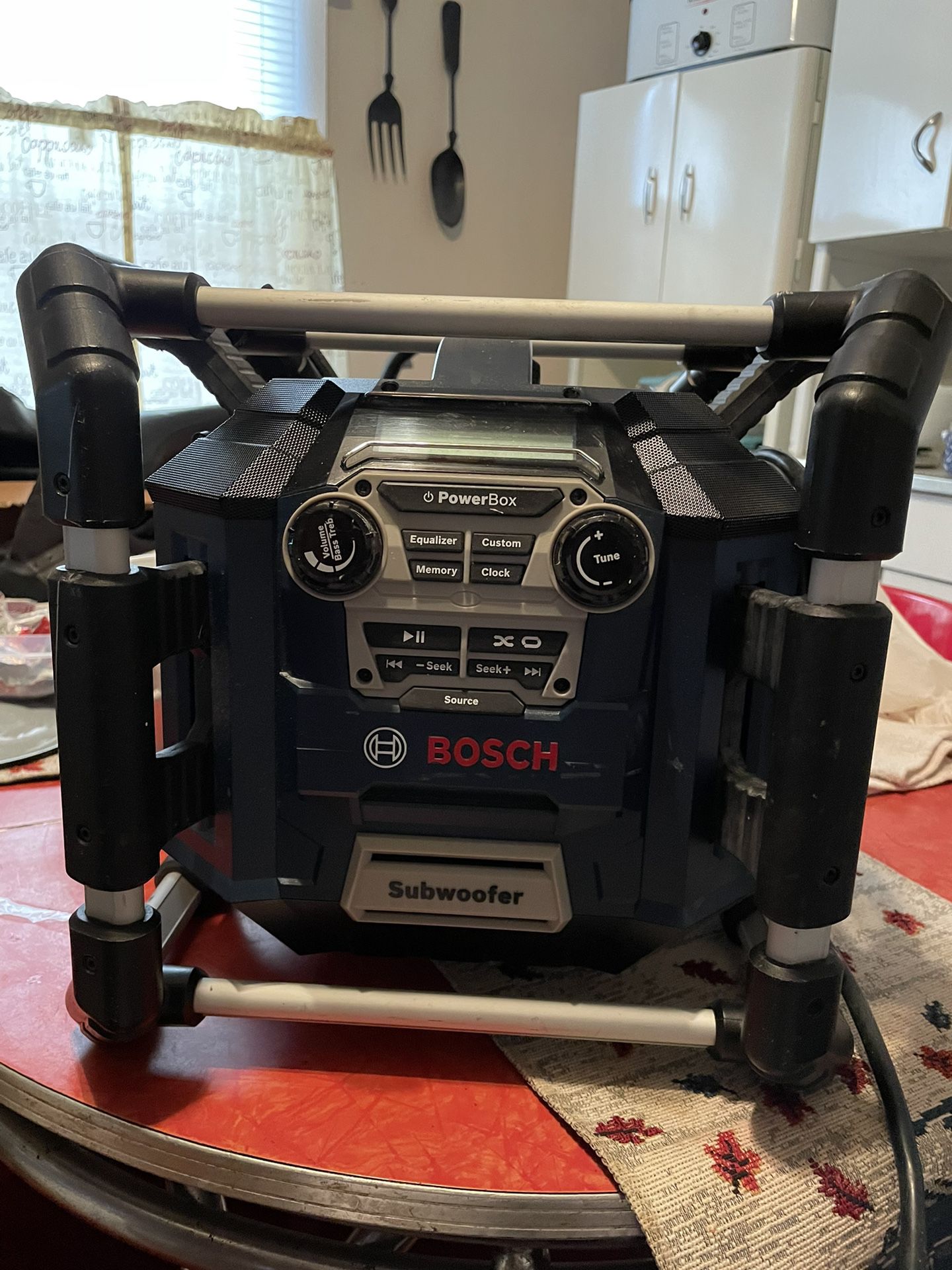 Bosch Subwoofer Radio