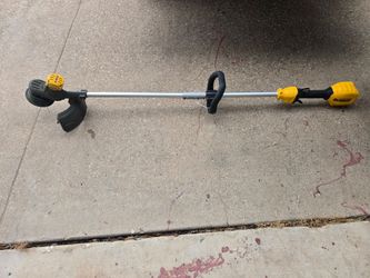 Battery operated Dewalt weed eater