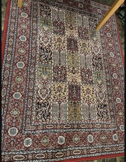Turkish Carpet 5’7X7’7