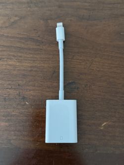 Genuine Apple Lightning to SD Card Camera Reader