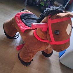 Radio Flyer Horse 6v Ride On Toy