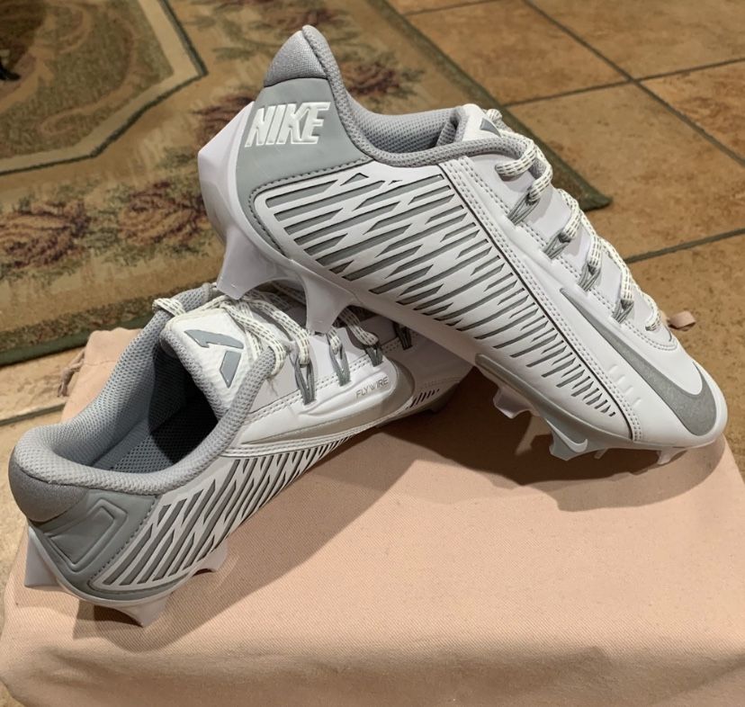 Nike Vapor Edge Pro 360 2 Men's Football Cleats (Size: 7)