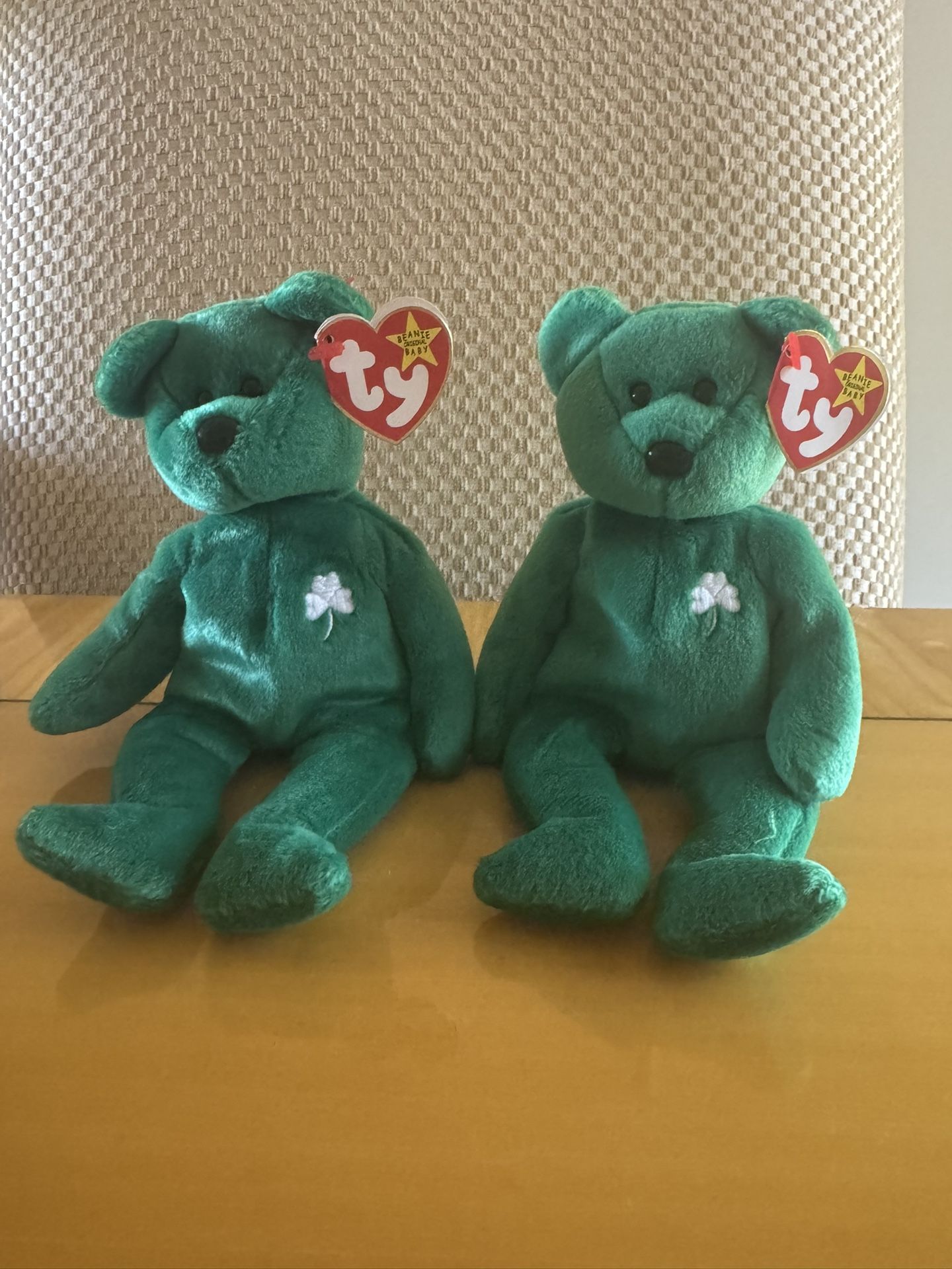 Set If 2 Erin Beanie Babies