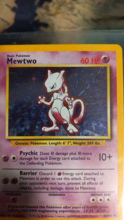 Mewtwo Pokemon card