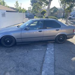 1993 BMW 325i