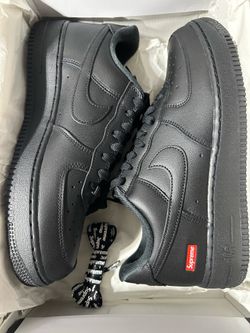 Nike Air Force 1 Supreme Black