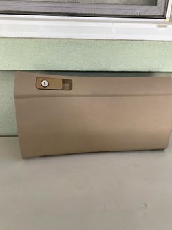 HONDA ACCORD 03’-07’ GLOVE BOX